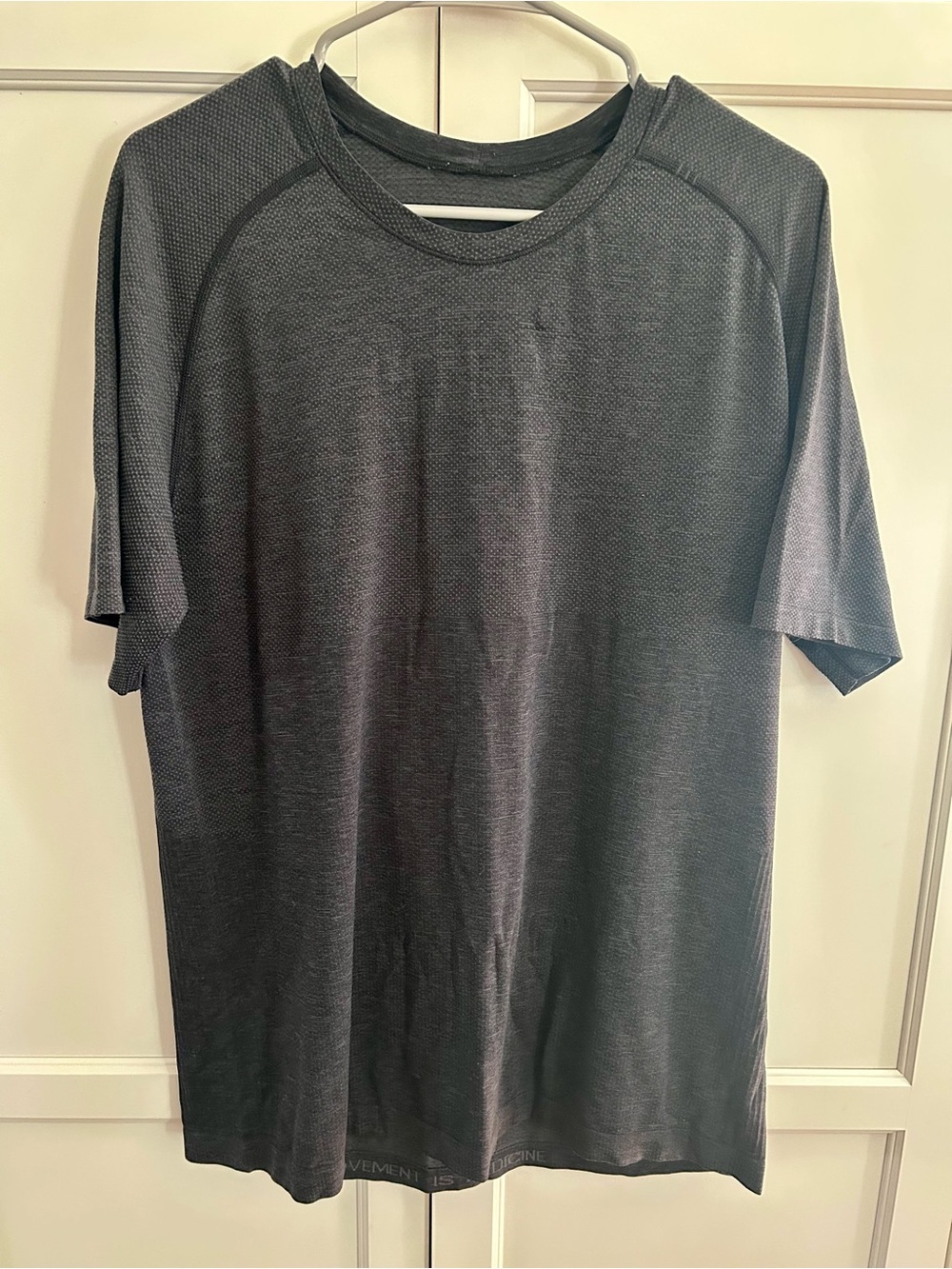 lululemon athletica Men's Short Sleeve Crew - Charcoal-Large